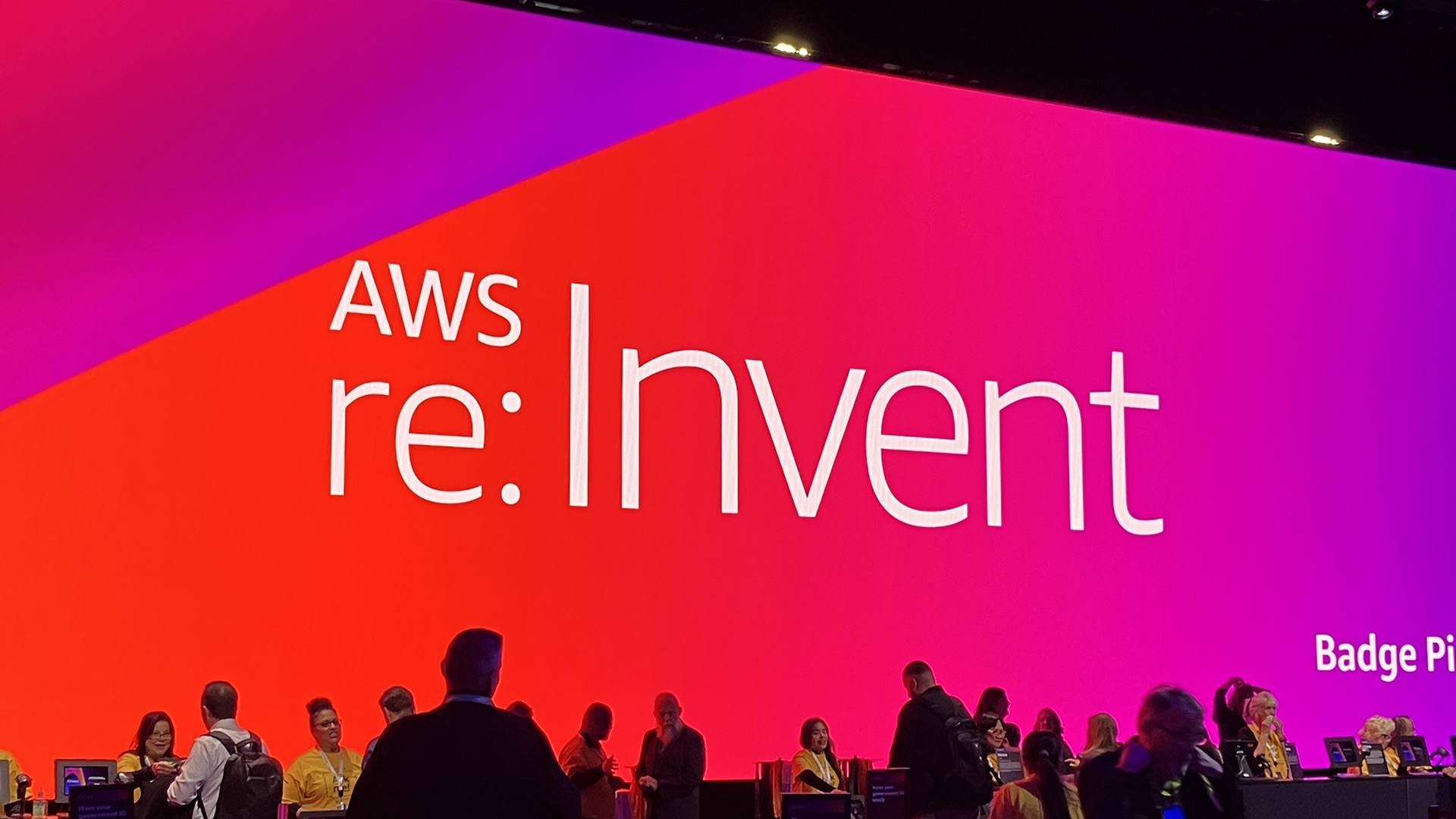 【速報：AWS re:Invent 2023レポート】Keynoteで発表されたAWSの新サービス「Amazon Q」