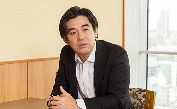 富士ソフト株式会社 ソリューション事業本部 インフラ事業部 VMソリューション部　部長　清水 歩（vExpert）